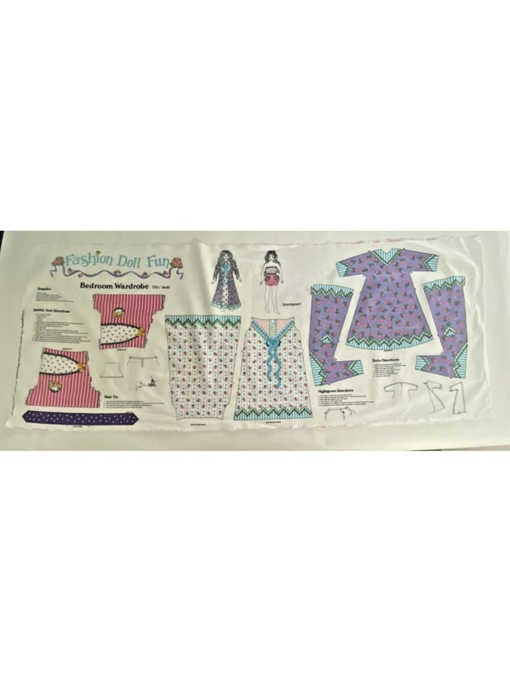 Vintage 90s Fashion Doll Fun Clothes VIP Fabric Panel Bedroom Wardrobe Uncut USA